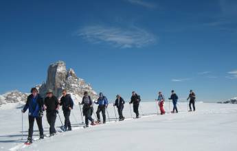 Snowshoeing in the Dolomites – Premium Adventure