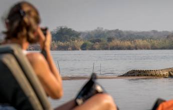 Zambezi Canoe Safari