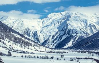 Cross-country Skiing in Kandersteg