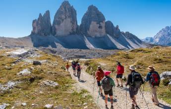 Classic Dolomites Hikes – Premium Adventure
