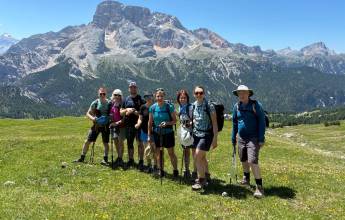 Classic Dolomites Hikes – Premium Adventure