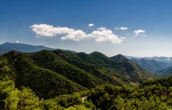 troodos_panorama - shutterstock_494165443