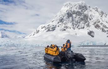 Antarctic Express: Fly the Drake