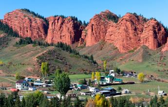Kyrgyzstan Walking Explorer