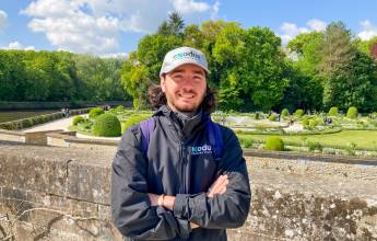 Loire Valley: Walks, Wine & Chateaux