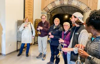 Loire Valley: Walks, Wine & Chateaux