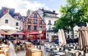 Loire Valley: Walks, Wine & Chateaux