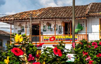 Colombia: Culture, Coffee & Caribbean