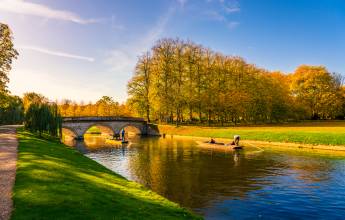 Cambridge to Oxford: WWII & Colleges – Private Group Adventure