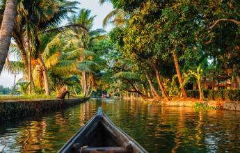 Discover South India – Premium Adventure