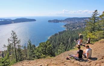 Walk & Paddle Canada’s Sunshine Coast
