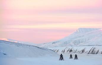 Svalbard Arctic Adventure – Sunny Winter