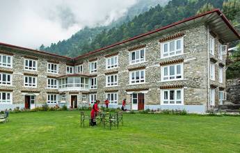 Everest Treks in Comfort