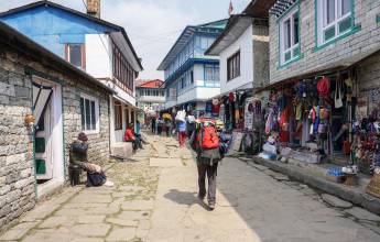 Everest Treks in Comfort