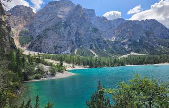 Classic Dolomites Hikes – Premium Adventure