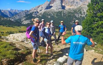 Classic Dolomites Hikes – Premium Adventure