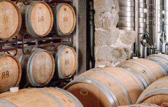 Signature Portugal | Among the Whitewashed Hills