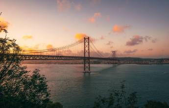 Signature Portugal | Among the Whitewashed Hills