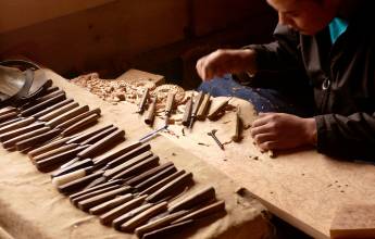 Signature Nepal & Bhutan | Peaks & Prayer Flags