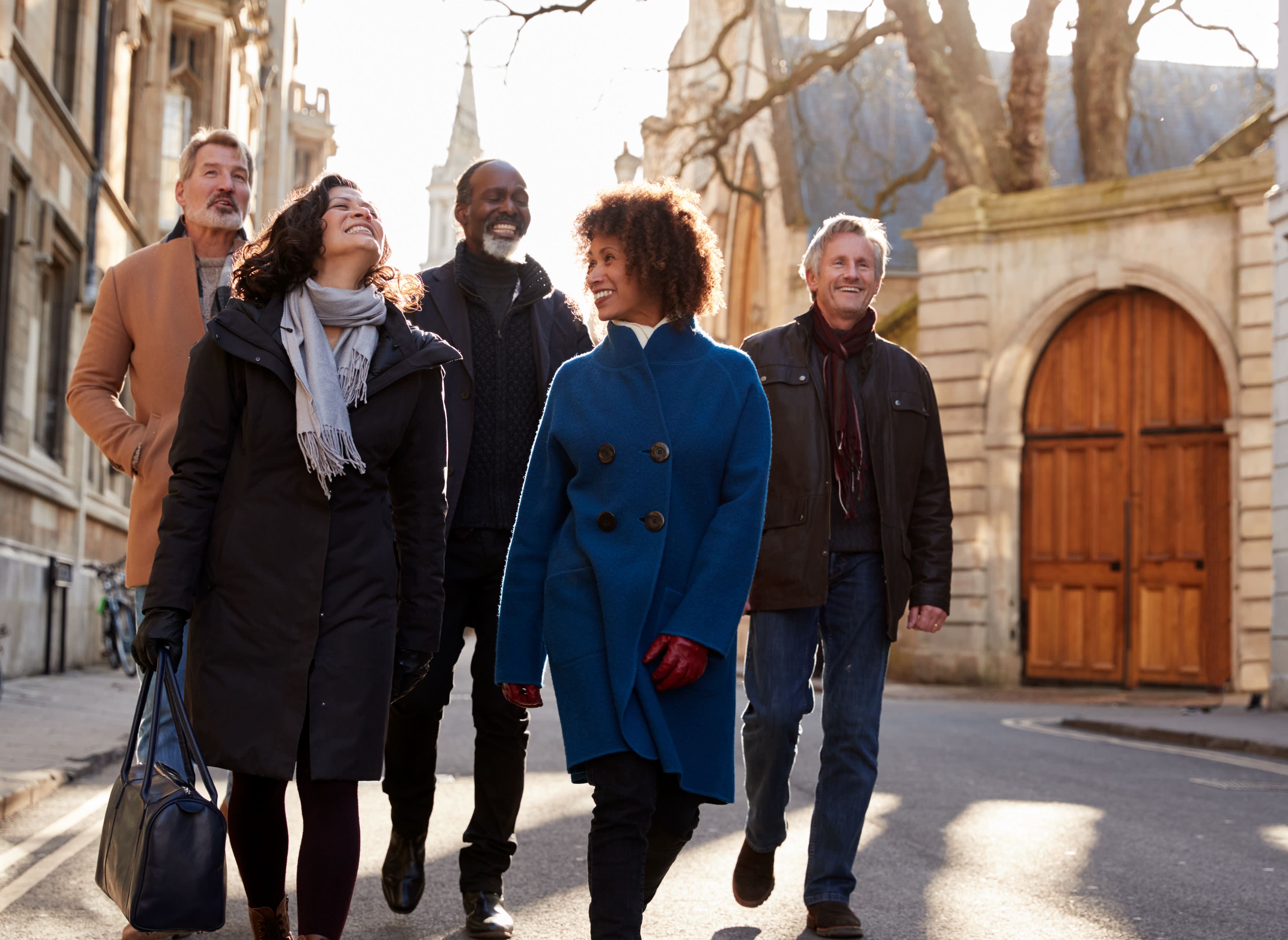 How to Choose a Senior-Friendly Guided Land Tour