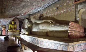 Dambulla cave temple