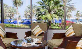 JA Palm Tree Court