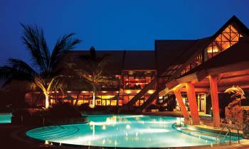 JA Palm Tree Court