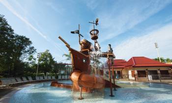 Disney's Caribbean Beach - Swimming pool