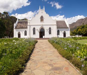 Oliver’s Restaurant & Lodge