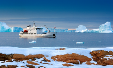 Arctic Tours