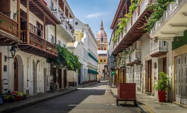 Street view and Cathedral - Cartagena de Indias, Colombia