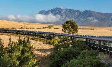 A New Way to Experience the Landscapes of the West – Train Travel