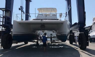 Catamaran on travelift