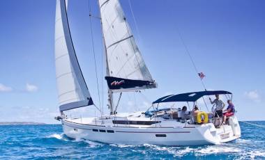 51.4 monohull exterior