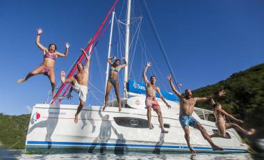 Sunsail Monohull People jumping