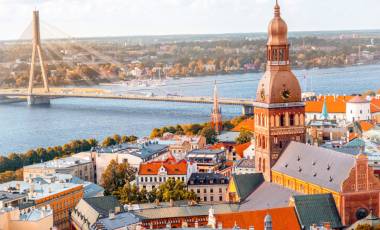Trending Now: Multi Country Holidays