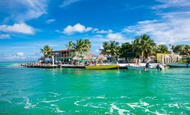  Adventures on Caribbean shores in Belize and Colombia  