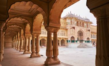 Seeking the Eye of the Tiger: Richard Kitzinger’s Journey Into The Wilds Of India