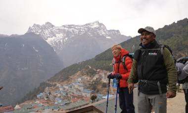 Sir Chris Bonnington meets Exodus in Nepal