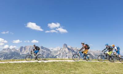 Your Guide to Cycling Adventures
