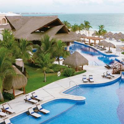 Beach and pool overview