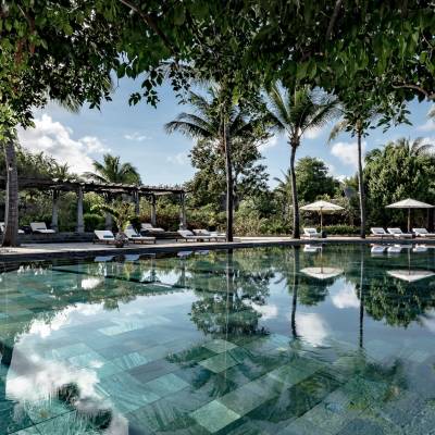 Maradiva Main Swimming Pool