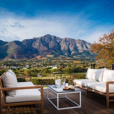 a room with a mountain in the background