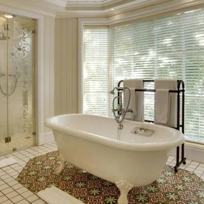 Junior Suite Bathroom