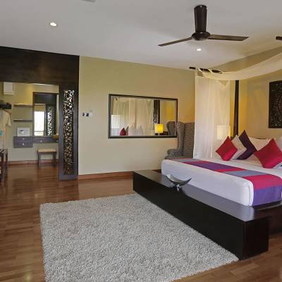 Bay Suite