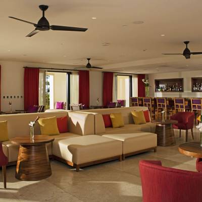 Preferred Club Lounge