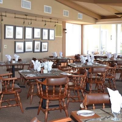 Dockside Bar & Grille