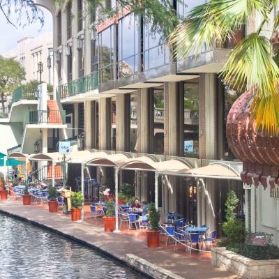 Riverside dining