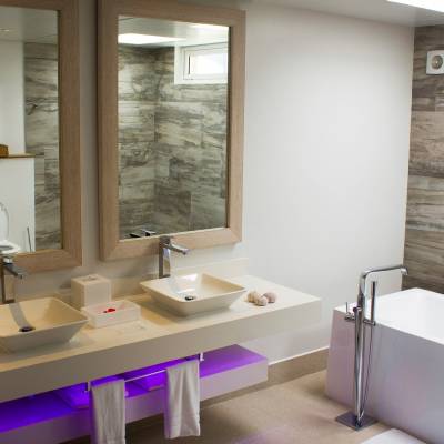 Oceant Chalet Bathroom