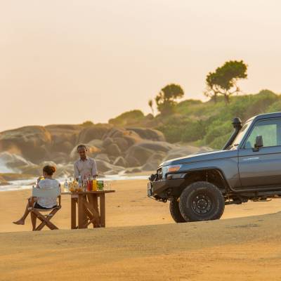 Beach Safari, Chena Huts